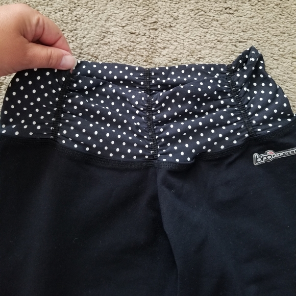 Yoga Pants - Picture 4 of 5